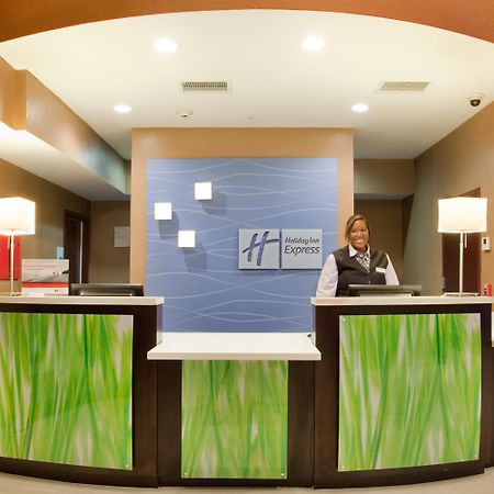Holiday Inn Express & Suites St Louis Airport By Ihg Woodson Terrace Eksteriør billede