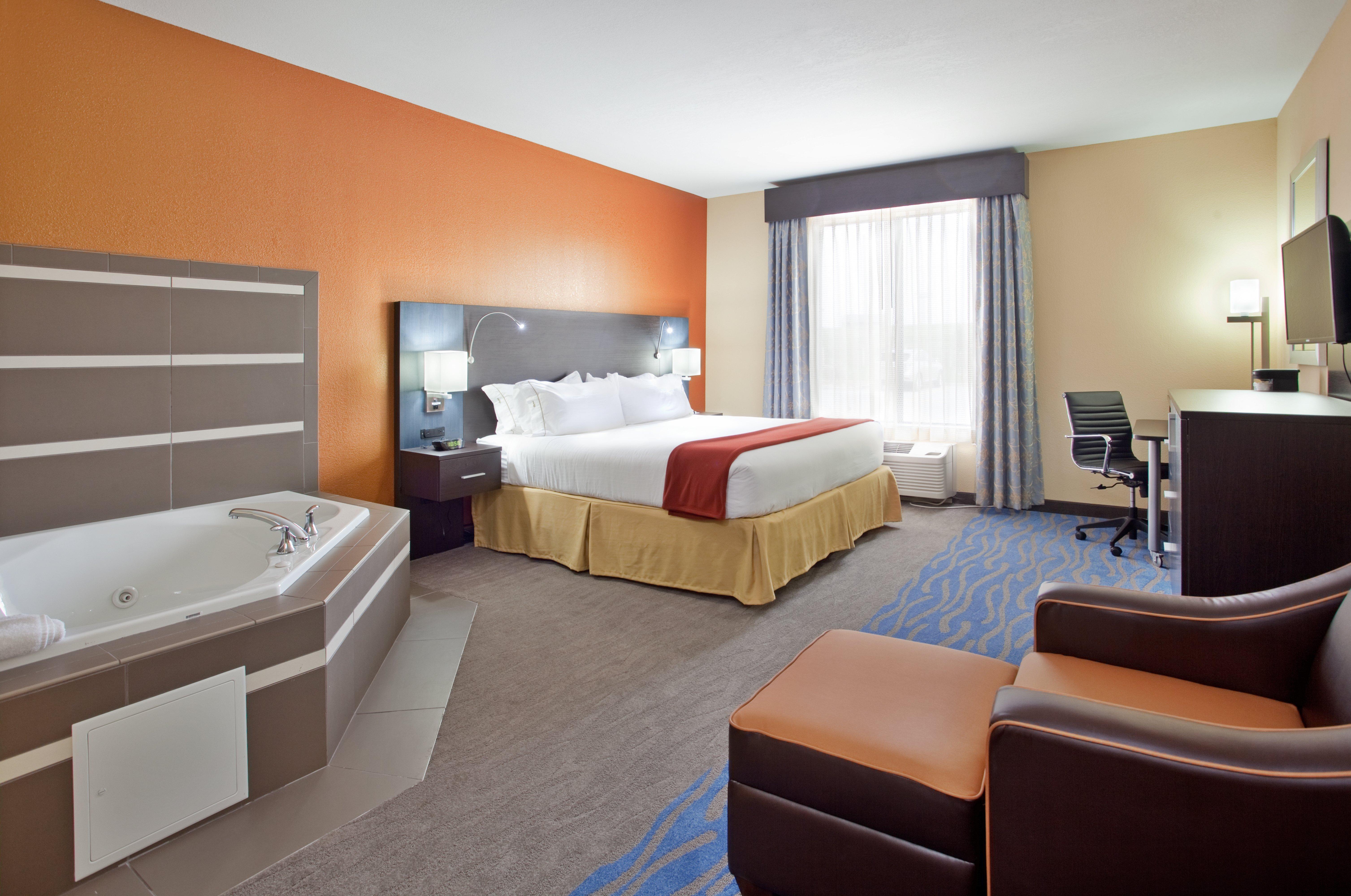 Holiday Inn Express & Suites St Louis Airport By Ihg Woodson Terrace Eksteriør billede