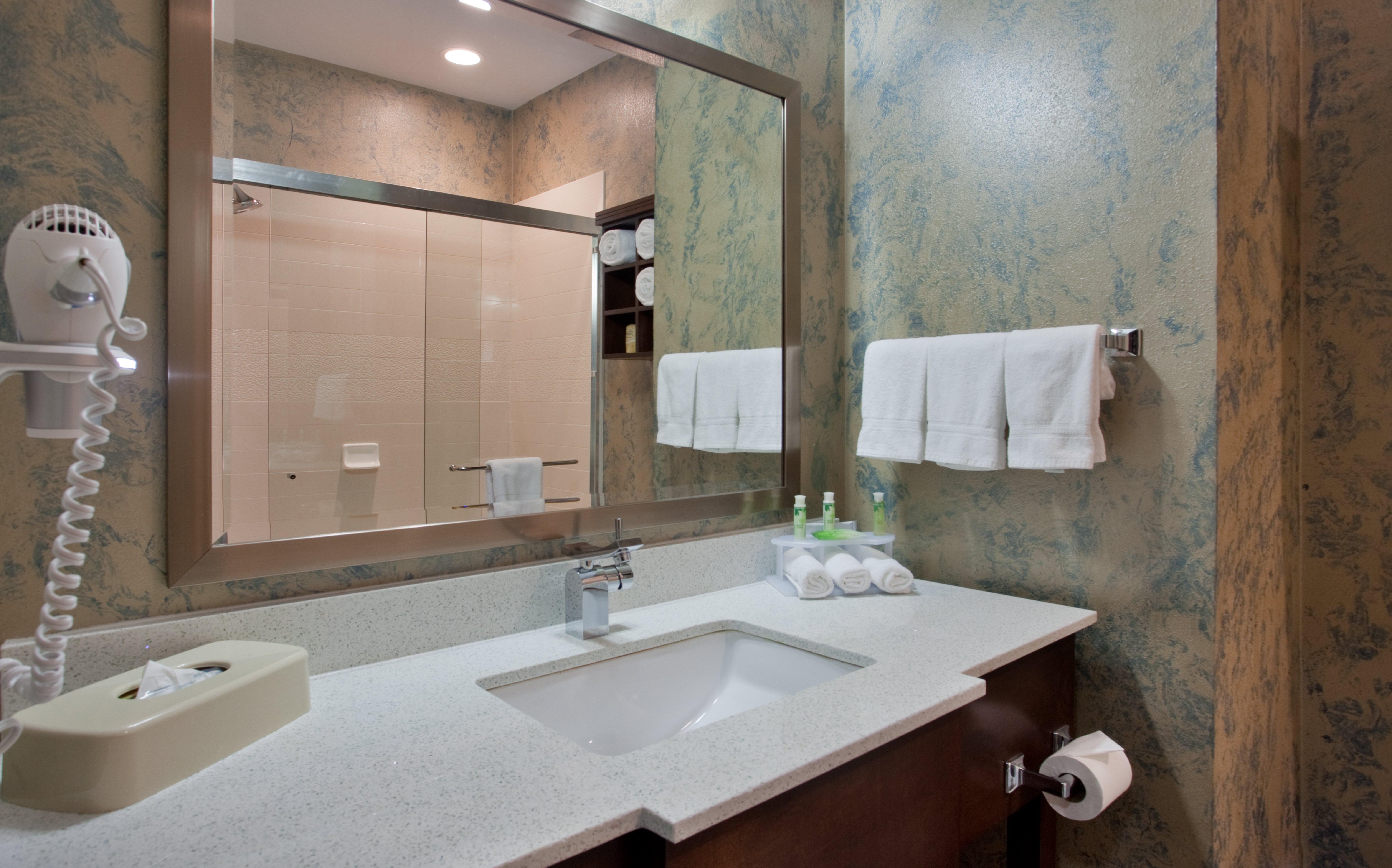 Holiday Inn Express & Suites St Louis Airport By Ihg Woodson Terrace Eksteriør billede
